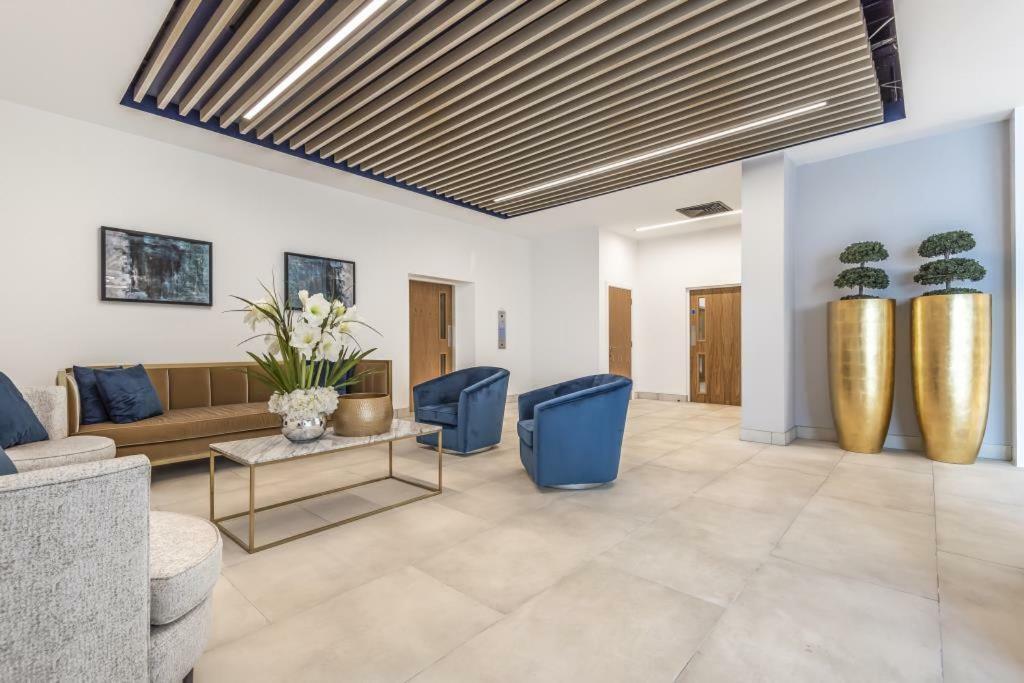 Infinity Apartments Bracknell Zewnętrze zdjęcie